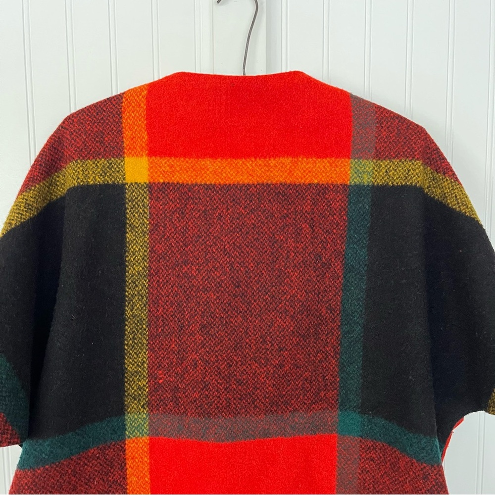 Vintage 70s 80s Rainbow Colorful Plaid Poncho Jacket Medium Short Soft Buttons - Picture 8 of 13